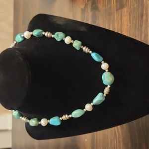 Vintage Genuine turquoise and sterling silver necklace 16"